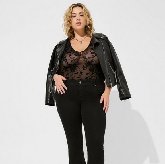 torrid Tops - Torrid Size 0 Flocked Mesh V-Neck Bodysuit